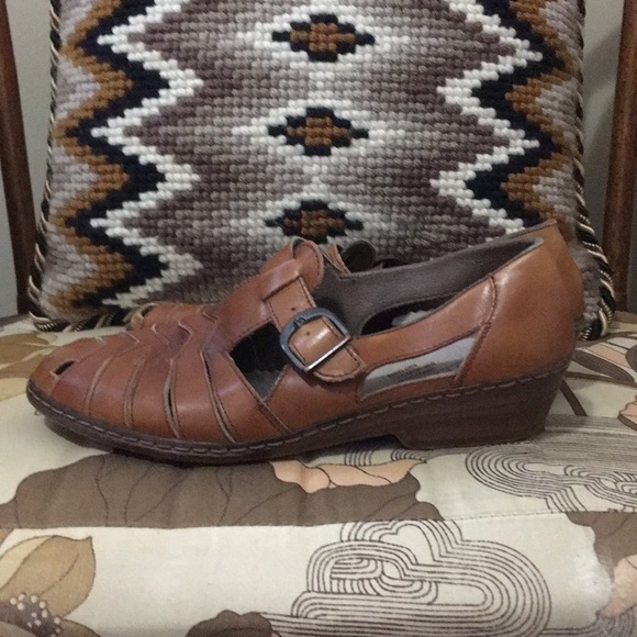 👡Sandals👡 - Picture 2 of 3